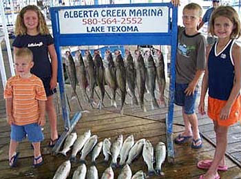 Lake Texoma Striper Guide fishing pictures for 2006 from Stan Constant, Lake Texoma Striper Guide Service